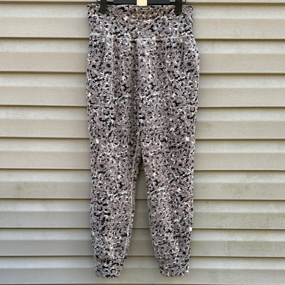 Athleta | Salutation Textured Jogger Pant size Medium - Picture 2 of 9